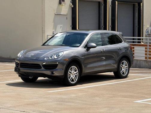 2013 Porsche Cayenne S