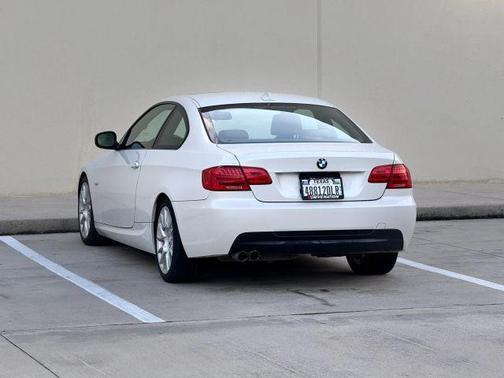 White 2012 BMW 328 i