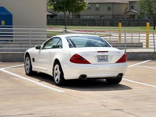 White 2006 Mercedes-Benz SL-Class