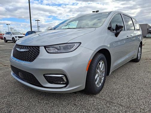 2026 Chrysler Pacifica L