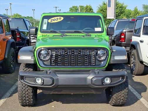 2025 Jeep Wrangler 4xe Willys