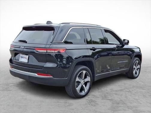 2022 Jeep Grand Cherokee 4xe Base