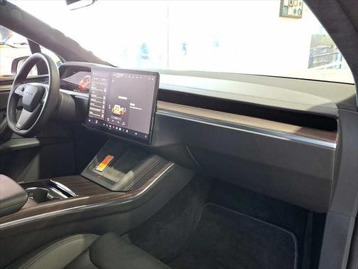 2023 Tesla Model X Standard Range