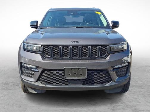 Baltic Gray Metallic Clearcoat 2024 Jeep Grand Cherokee Limited