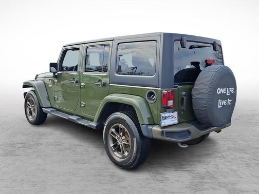 2016 Jeep Wrangler Unlimited Sahara
