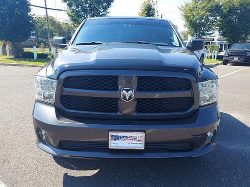 Photo 2 of 29 of 2018 RAM 1500 Express