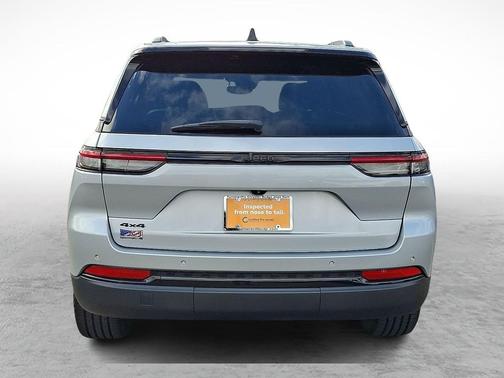 2022 Jeep Grand Cherokee Altitude