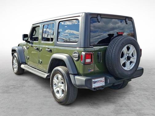 2022 Jeep Wrangler Unlimited Sport