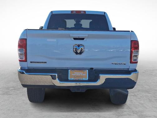 2022 RAM 2500 Big Horn Crew Cab 4x4 6'4' Box