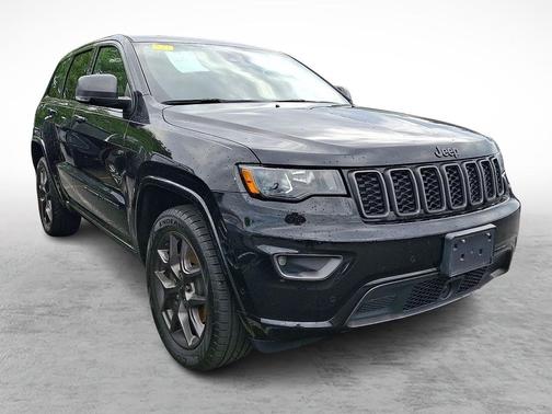 Diamond Black Crystal Pearlcoat 2021 Jeep Grand Cherokee 80th Anniversary 4x4