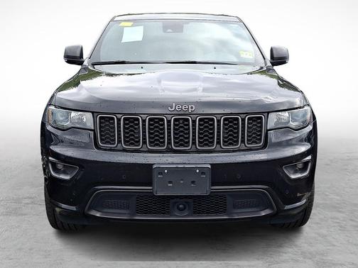 Diamond Black Crystal Pearlcoat 2021 Jeep Grand Cherokee 80th Anniversary 4x4