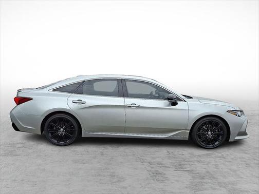 2019 Toyota Avalon XSE