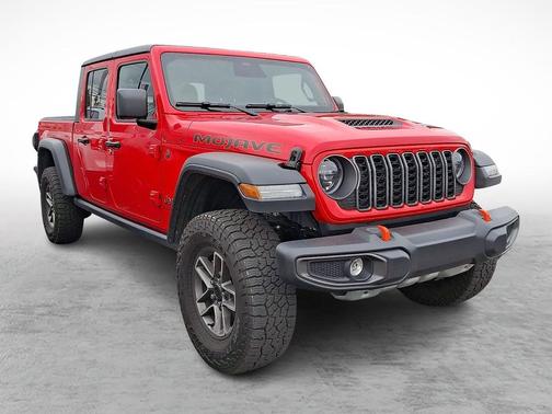 Firecracker Red Clearcoat 2026 Jeep Gladiator Mojave 4x4