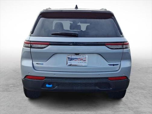 2022 Jeep Grand Cherokee 4xe Trailhawk
