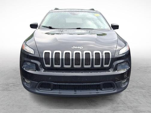 Diamond Black Crystal Pearlcoat 2018 Jeep Cherokee Latitude Plus