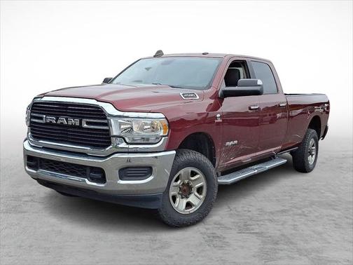 2019 RAM 2500 Big Horn Crew Cab 4x4 8' Box