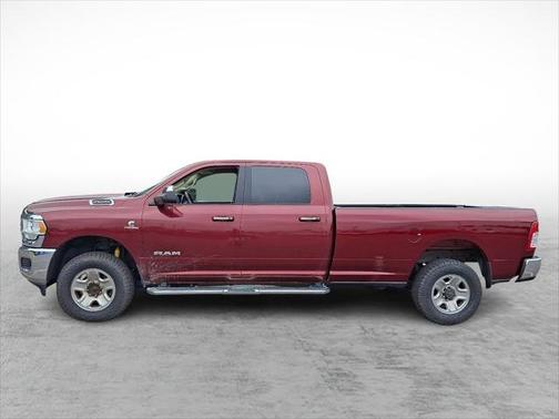 2019 RAM 2500 Big Horn Crew Cab 4x4 8' Box