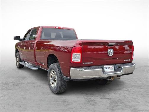 2019 RAM 2500 Big Horn Crew Cab 4x4 8' Box