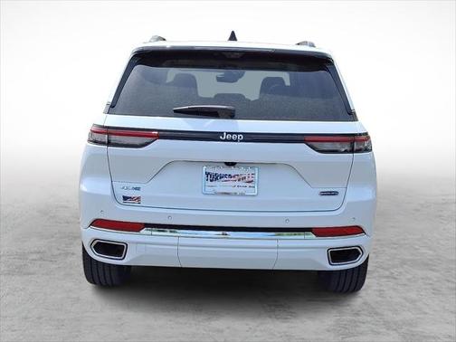 2022 Jeep Grand Cherokee 4xe Overland