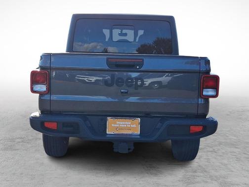 2022 Jeep Gladiator Altitude 4x4