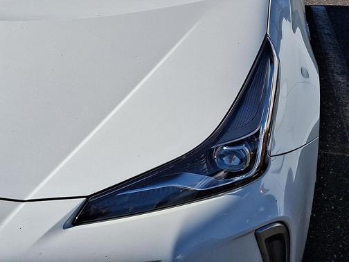 2019 Toyota Prius XLE