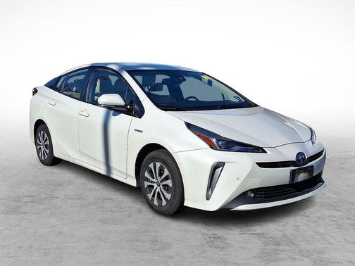 2019 Toyota Prius XLE