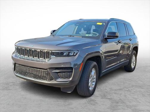 2022 Jeep Grand Cherokee Laredo