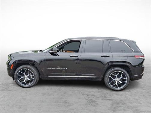 2024 Jeep Grand Cherokee Summit