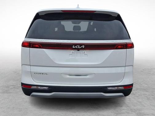 2023 Kia Carnival EX