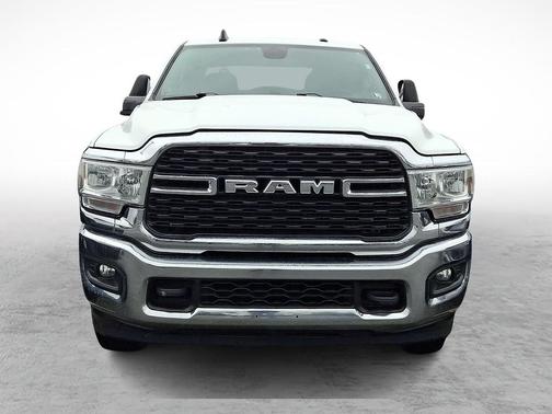 Bright White Clearcoat 2024 RAM 2500 Big Horn Crew Cab 4x4 6'4' Box