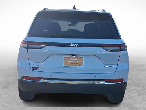 2023 Jeep Grand Cherokee Laredo