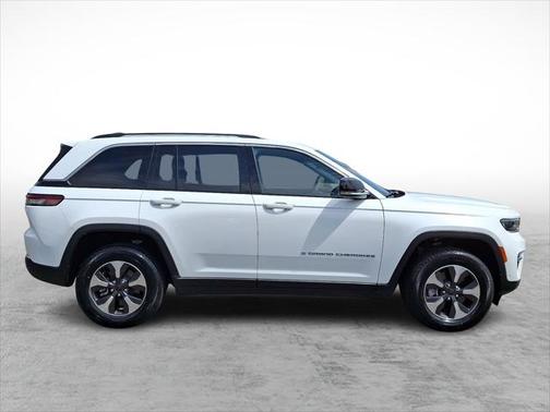 2022 Jeep Grand Cherokee 4xe Base