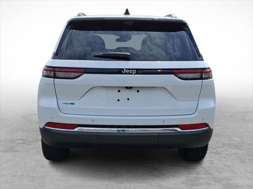 2022 Jeep Grand Cherokee 4xe Base