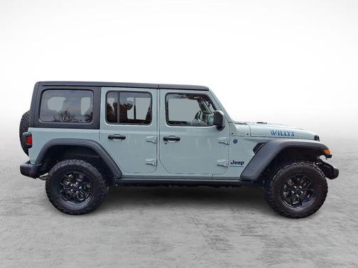 Earl Clearcoat 2024 Jeep Wrangler 4xe Willys