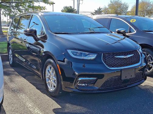 2026 Chrysler Pacifica L