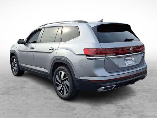 2025 Volkswagen Atlas 2.0T SE w/Technology 4MOTION
