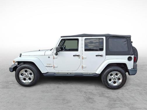 2013 Jeep Wrangler Unlimited Sahara