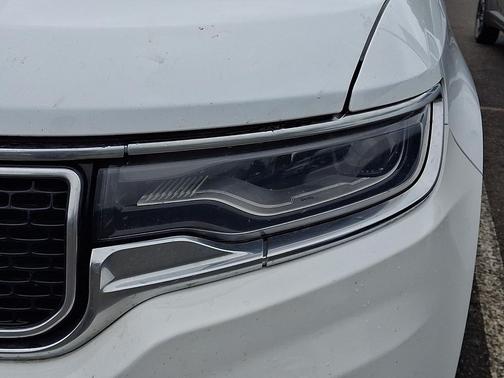 Bright White Clearcoat 2024 Jeep Wagoneer L Series II 4x4