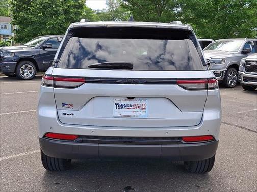 2023 Jeep Grand Cherokee Altitude