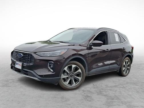 Cinnabar Red Metallic Premium Colorant 2023 Ford Escape Platinum