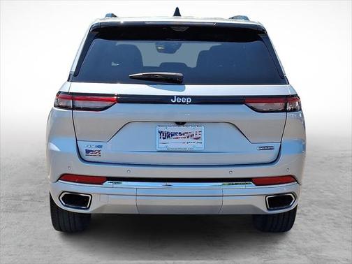 2022 Jeep Grand Cherokee 4xe Overland