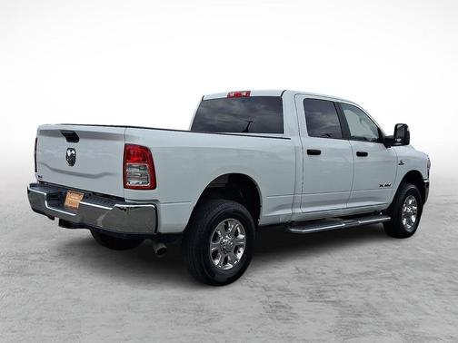 Bright White Clearcoat 2024 RAM 2500 Big Horn Crew Cab 4x4 6'4' Box
