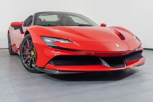 2023 Ferrari SF90 Spider Base