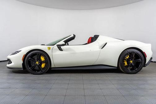 2024 Ferrari 296 GTS 