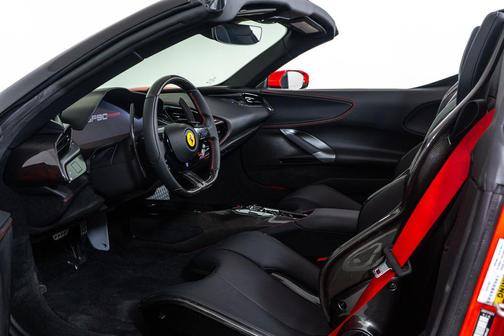 2024 Ferrari SF90 Spider Base