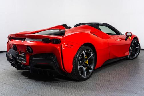 2024 Ferrari SF90 Spider Base