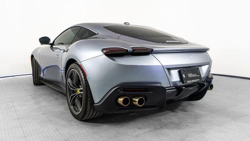 2022 Ferrari Roma Base