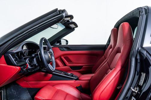 2024 Porsche 911 Targa 4 GTS