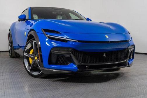 2025 Ferrari Purosangue Base