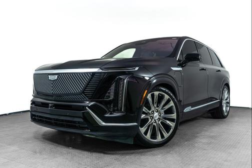 Stellar Black Metallic 2026 Cadillac VISTIQ Premium Luxury